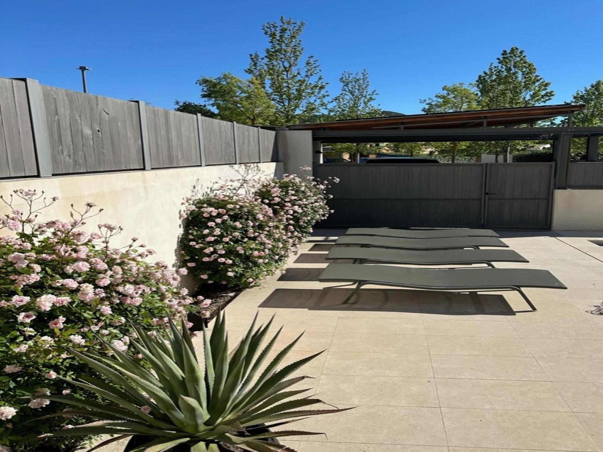 Modern Villa With Private Pool In Malauc N Malaucene Exterior photo